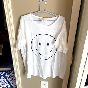Smiley White Basic Tee